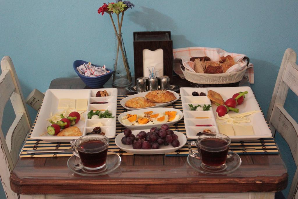 Gizemli Konak Ayvalı Esterno foto
